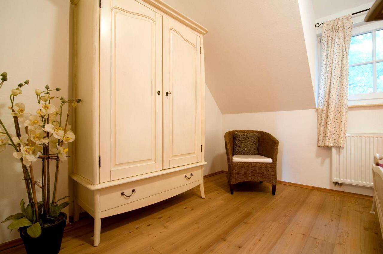 Ferienhaus Zander Mit Sauna Born Exterior photo