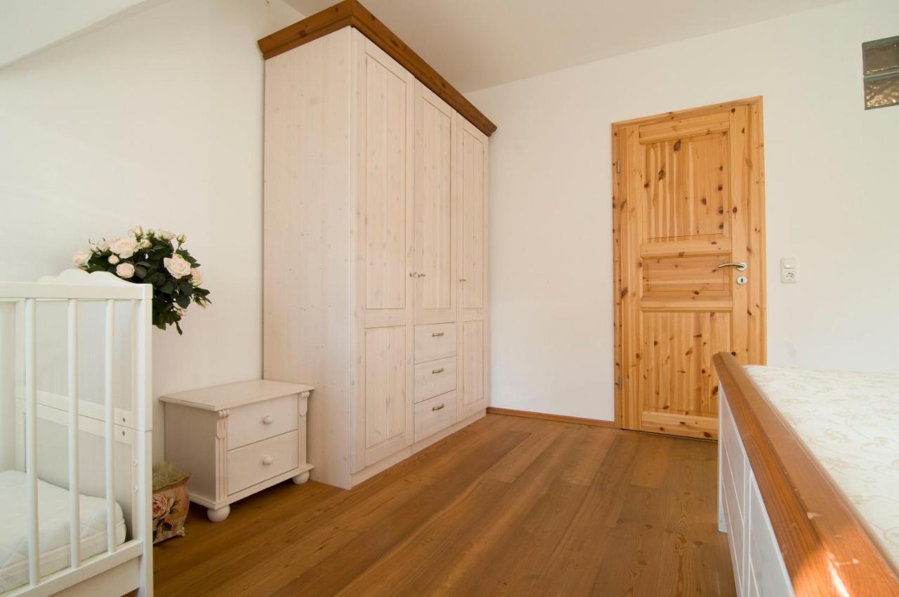 Ferienhaus Zander Mit Sauna Born Exterior photo